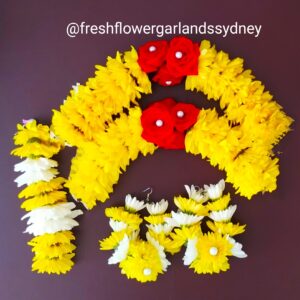 FL36 Flower Jewellery With Yellow Chrys Red Roses 300x300