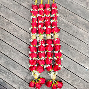 G34 Red Rosesgold Balls With Babys Breath For Each Rose 300x300