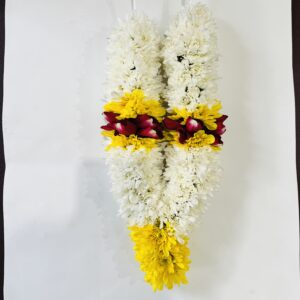 PG06 Garland With White Yellow Chrysis With Red Rose Petals 300x300